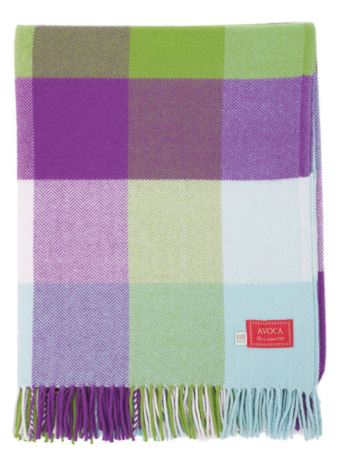 Avoca Milan Lambswool with Cashmere blend throw. Make a house a home with this stunning throw.