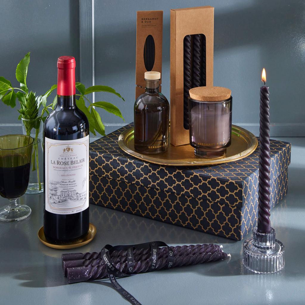 Christmas Gift with wine for Men. Corporate wine gift . Christmas gifts for the home 