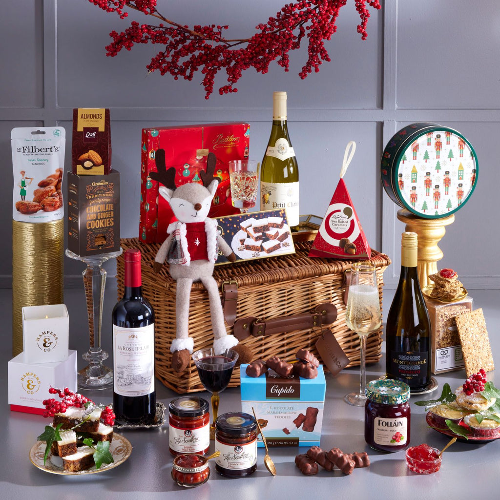 Corporate gifts, gifts for clients, gifts for staff, Christmas gifts, gifts delivered, gifts for the home at christmas, gift for her, gift for him, Christmas Gift basket, Best gifts, perfect gifts