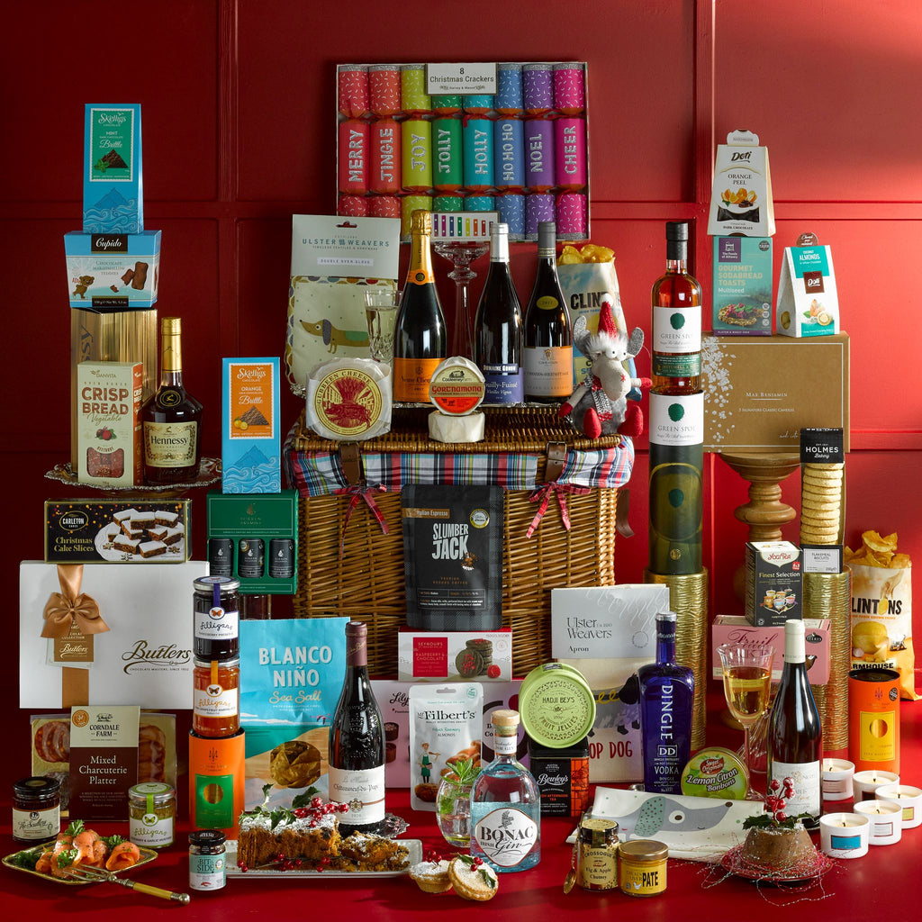 ultimate Christmas hamper, the ultimate gift for christmas, wine and snack gifts for Christmas 